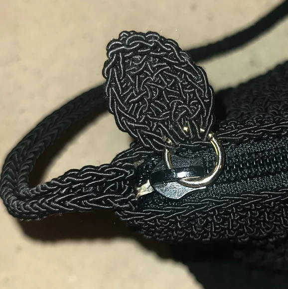 VINTAGE LIZ CLAIBORNE CROCHET BLACK EVENING BAG - Picture 4 of 4